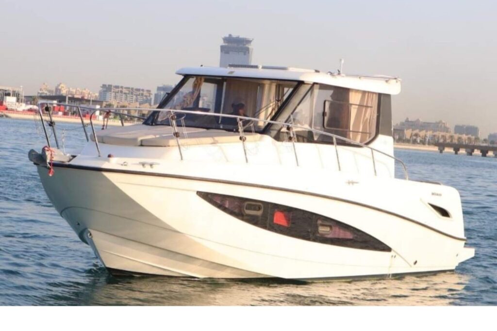 Sky 44 ft Yacht